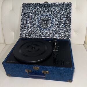Crosley Radio Kaleidoscope Print Blue & White Record Player